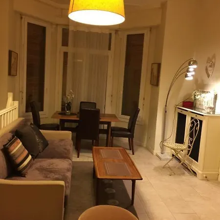 Sleeps 6 Wifi * Cannes