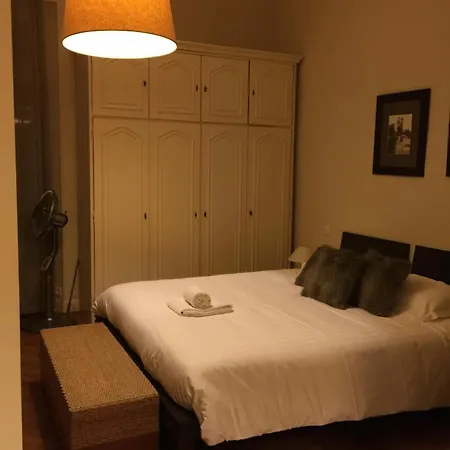 Sleeps 6 Wifi