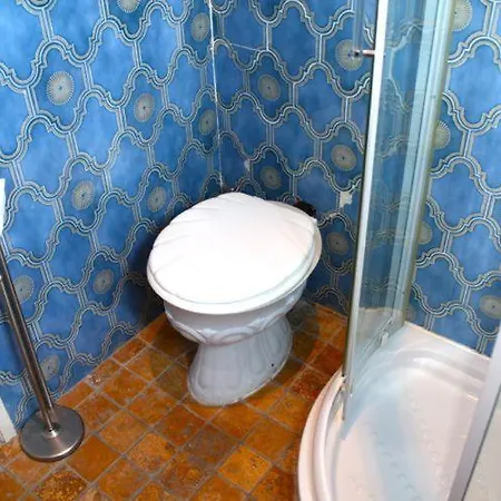 Sleeps 6 Wifi Lejlighed *